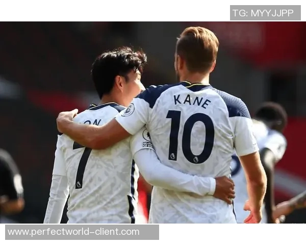 英超焦点战曼联与拜仁战平红牌争议引发全场热议